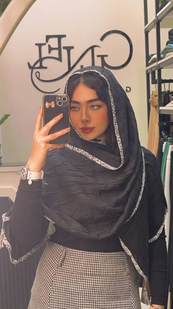 شال پلیسه دورنوار