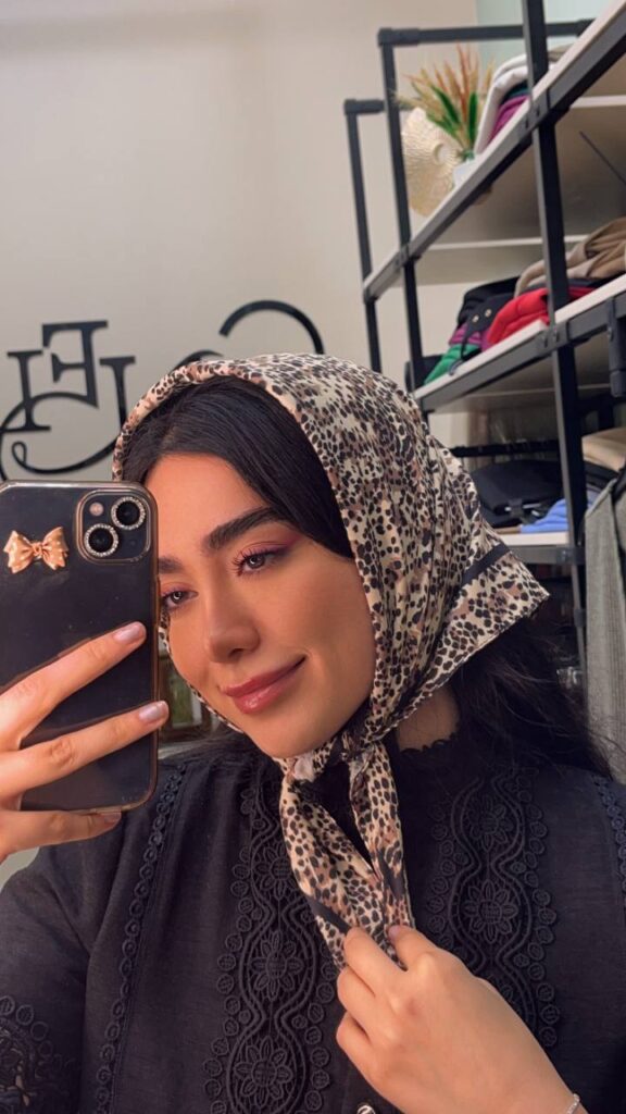 خرید عمده مینی اسکارف‌