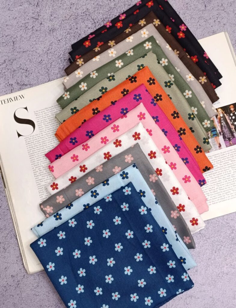 رنگ های جذاب بهاری برای شال و روسری