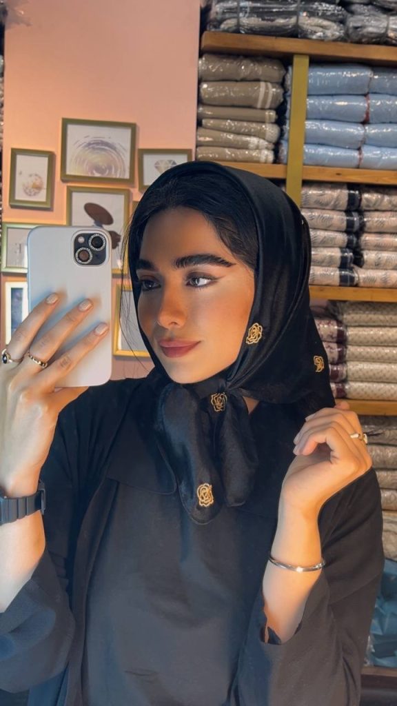 روسری مشکی مجلسی
