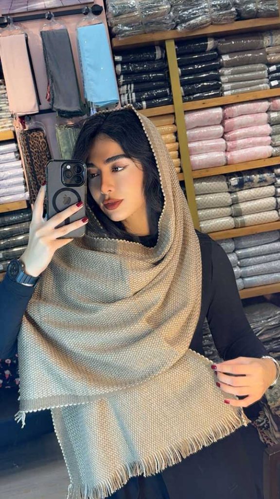 شال و روسری پاییزی