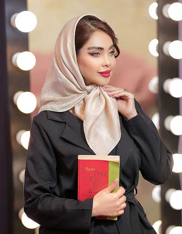 استایل با مینی اسکارف