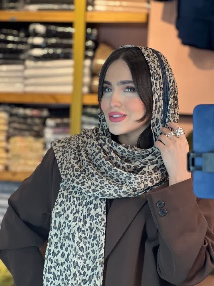 شال پلیسه چاپی لمه