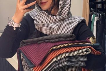 انتخاب رنگ شال و روسری متناسب با رنگ پوست 