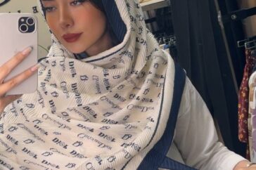 خرید شال و روسری