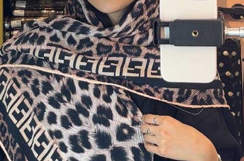 خرید شال و روسری