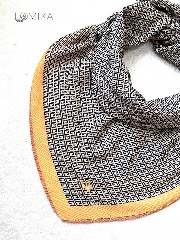 روسری پلیسه سری انتخابی کد r140 (عمده)