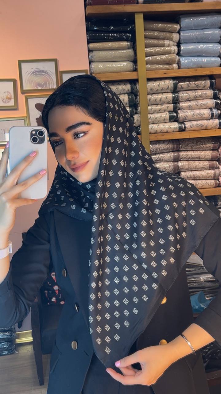 روسری حریر بسته10طرحی کد r13 (عمده)