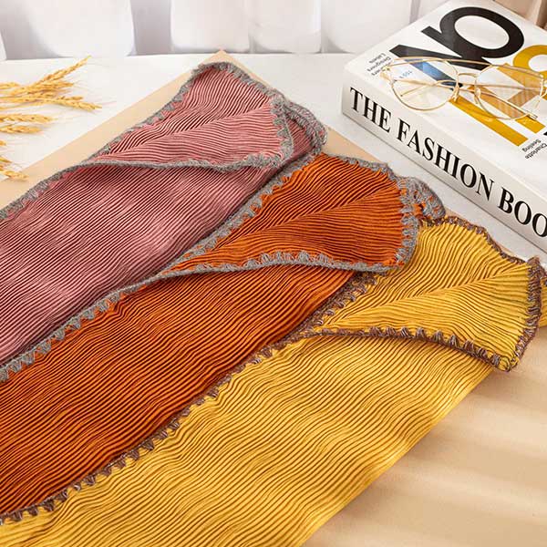 شال پلیسه دوربافت بسته16رنگی کد ps35 (عمده)
