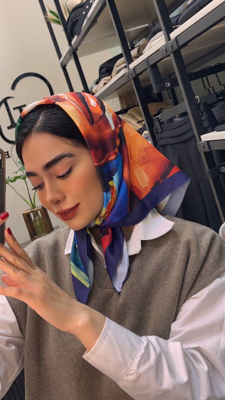 مینی اسکارف ابریشم توییل طرحای انتزاعی بسته8طرحی کد mt25 (عمده)
