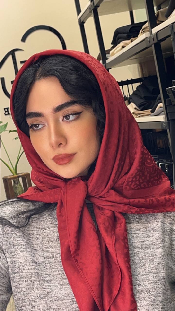 روسری ابریشم ترک طرح پلنگی بسته11رنگی  کد rm11 (عمده)