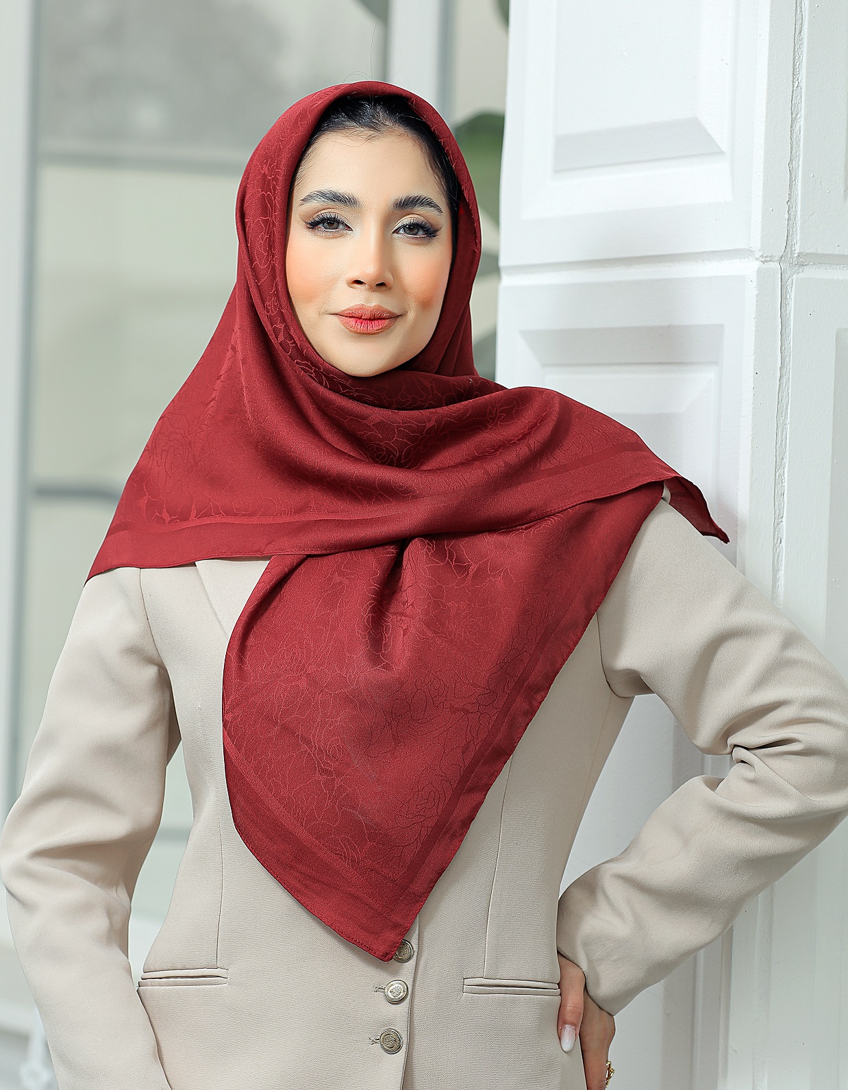 روسری ابریشم ترک طرح گل بسته11رنگی کد rm14 (عمده)