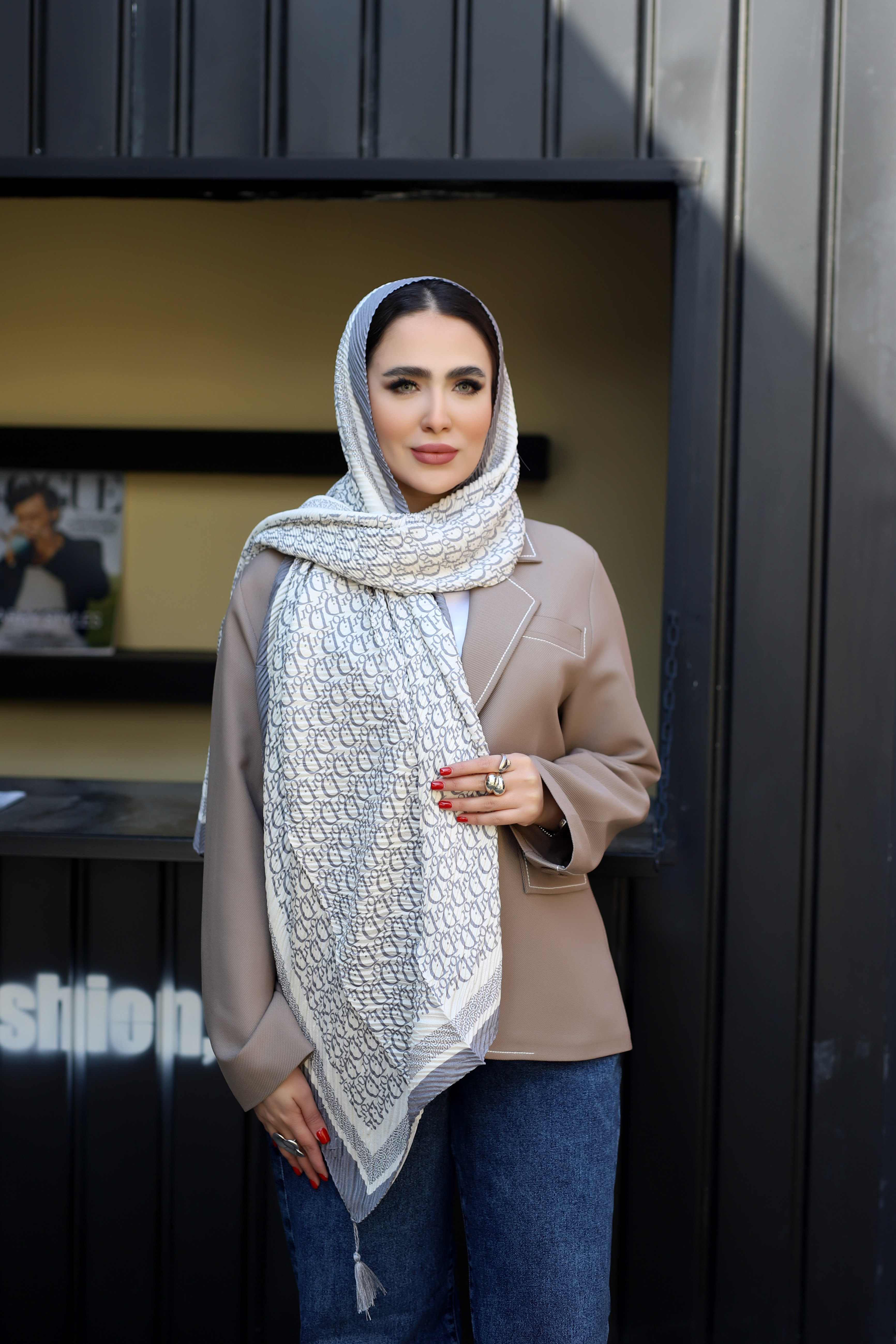 شال پلیسه طرح دیور بسته8رنگی کد sp46 (عمده)