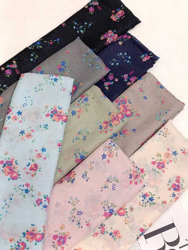 مینی اسکارف گل بسته8رنگی کدmt35 (عمده)

