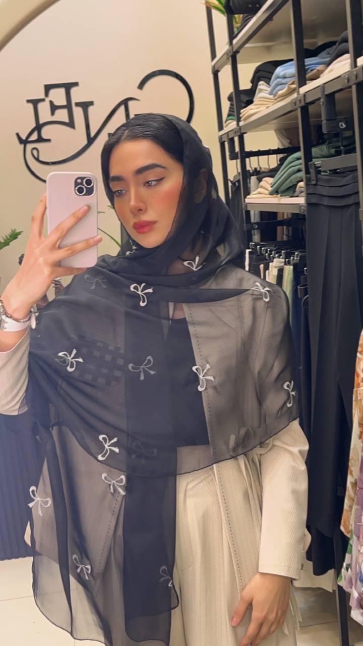 شال حریر گلدوزی پاپیون بسته3رنگی کد sm59 (عمده)