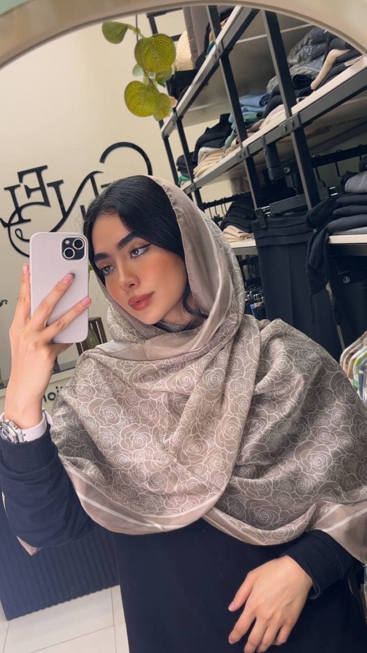 شال حریر پک کرم بسته10طرحی کد sh60 (عمده)