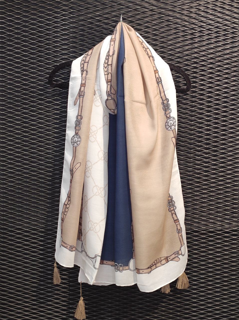 شال طرحبندی بسته10طرحی کد sh3 (عمده)