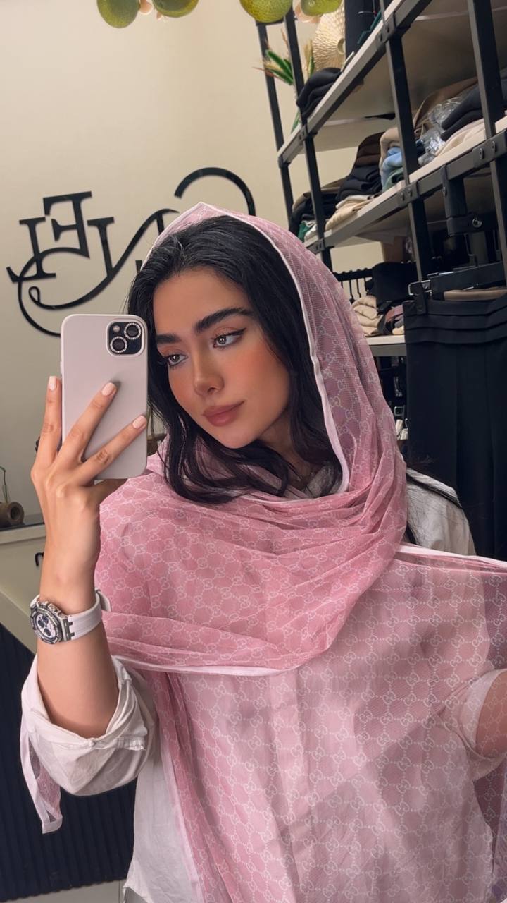 شال توری پک صورتی بسته6طرحی کد sh52 (عمده)