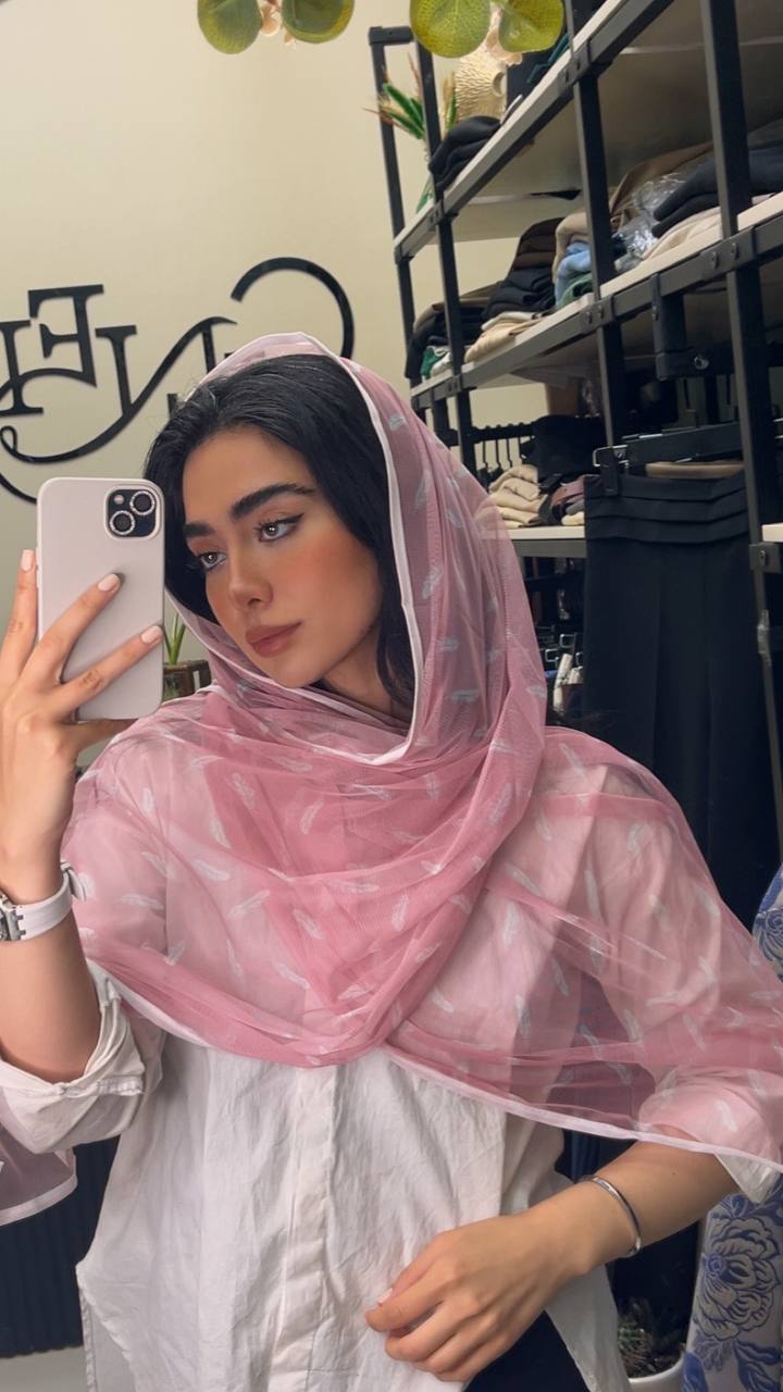 شال توری پک صورتی بسته6طرحی کد sh52 (عمده)