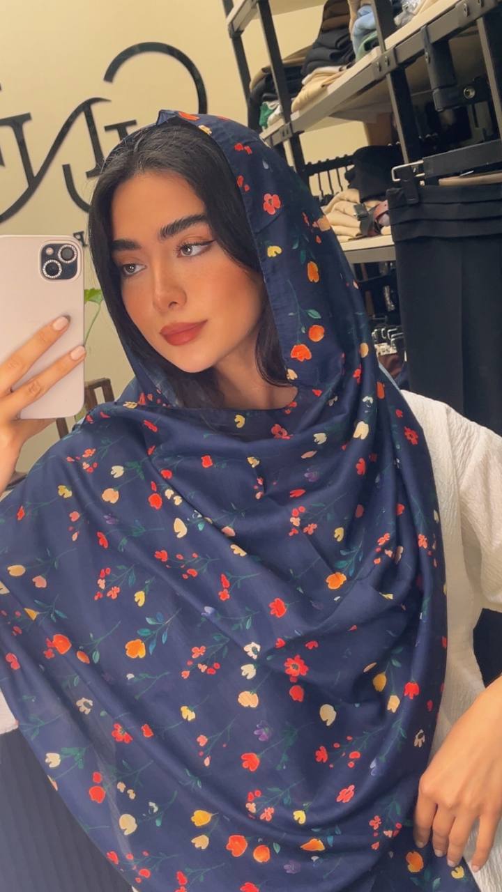 شال چاپی پک گل بسته10طرحی کد sh73 (عمده)