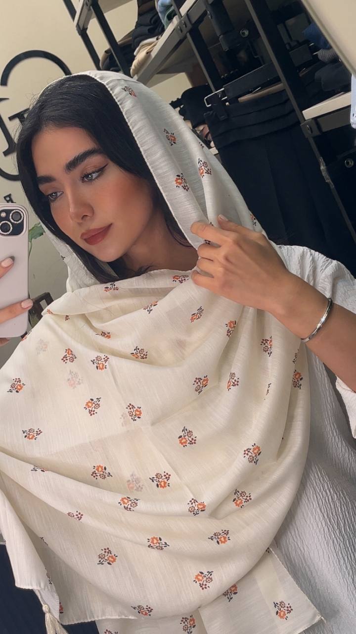 شال چاپی پک گل بسته10طرحی کد sh73 (عمده)