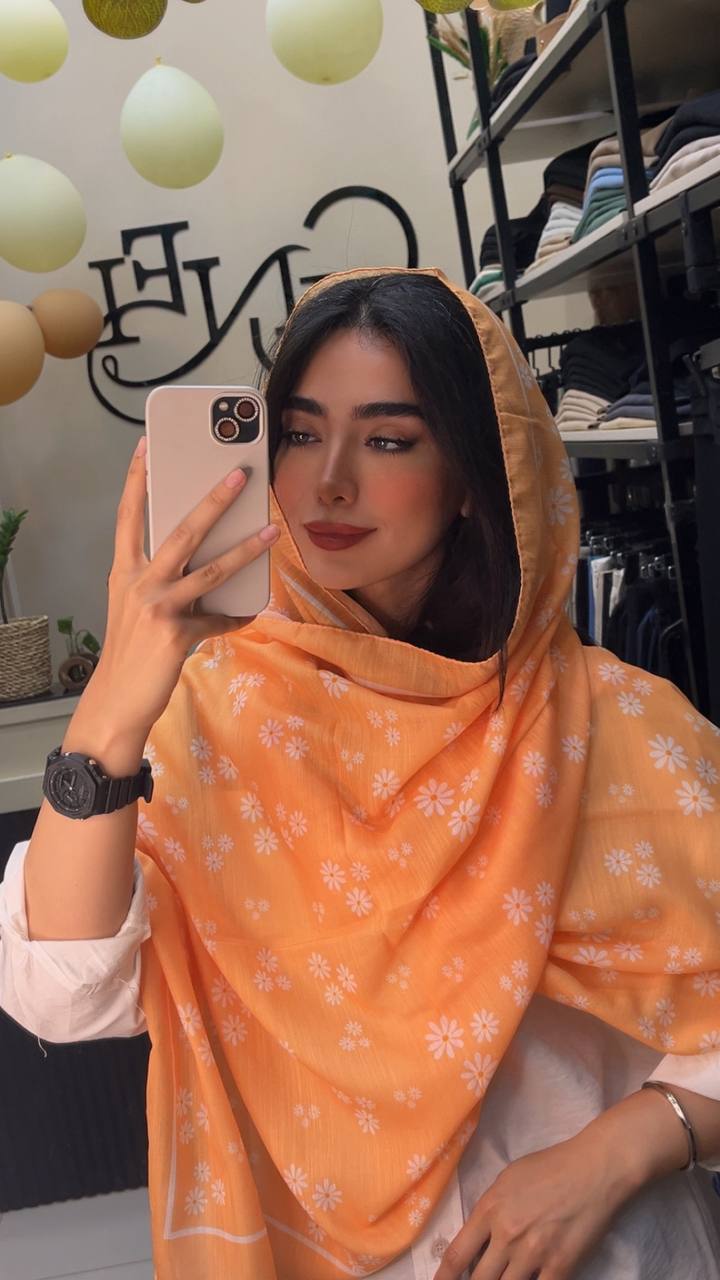 شال چاپی پک پرتقالی بسته10طرحی کد sh75 (عمده)