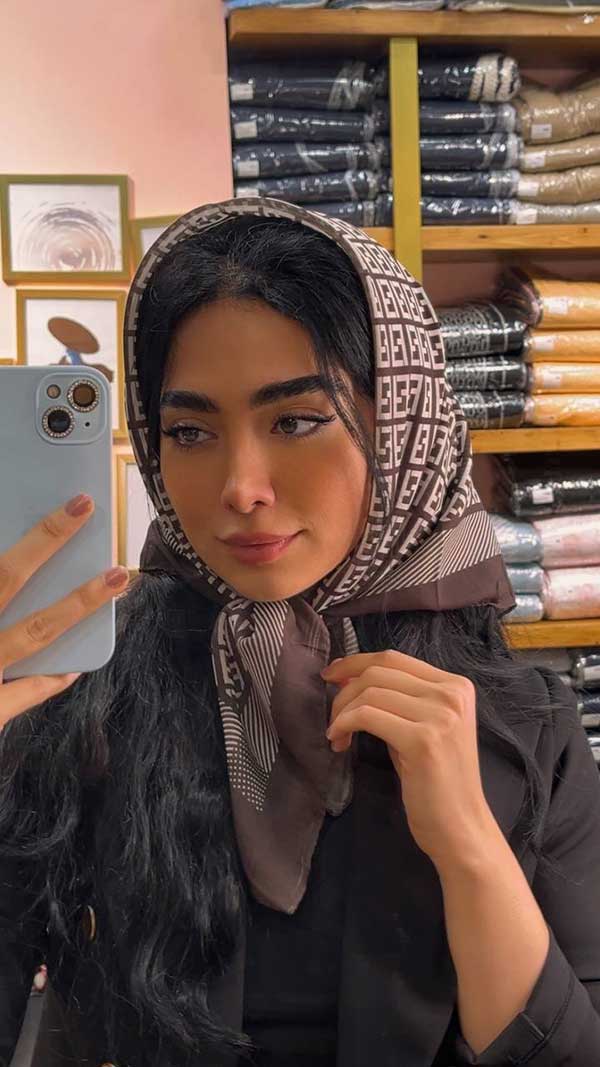 مینی اسکارف پک قهوه ای بسته10طرحی کد mt60 (عمده)

