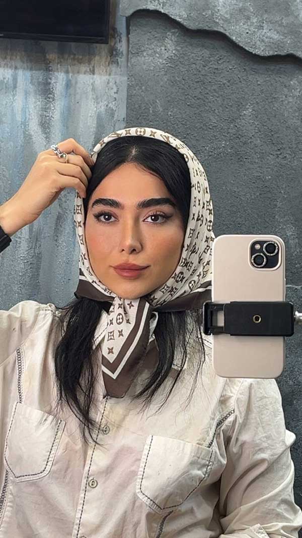 مینی اسکارف پک قهوه ای بسته10طرحی کد mt60 (عمده)
