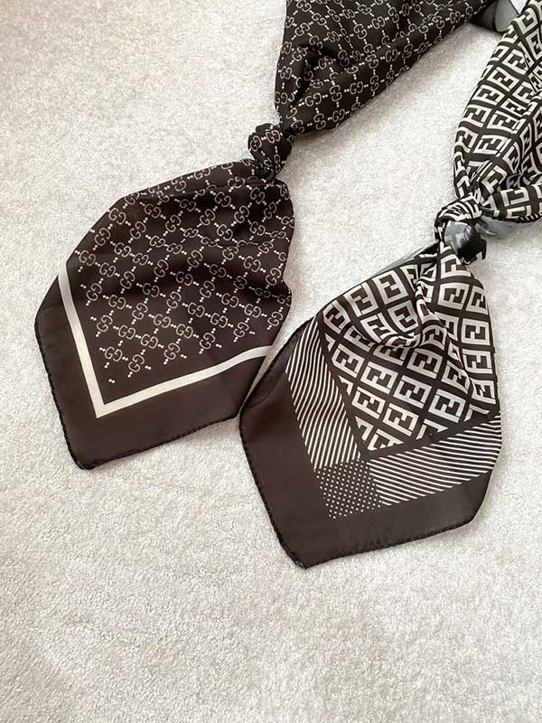 مینی اسکارف پک قهوه ای بسته10طرحی کد mt60 (عمده)
