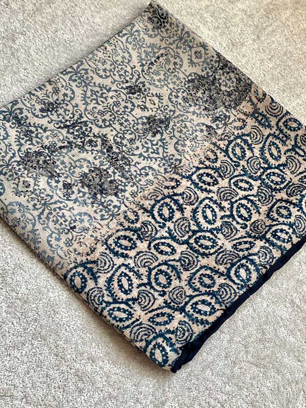 روسری گارزا دورنگ مختلف سری انتخابی کد r108 (عمده)
