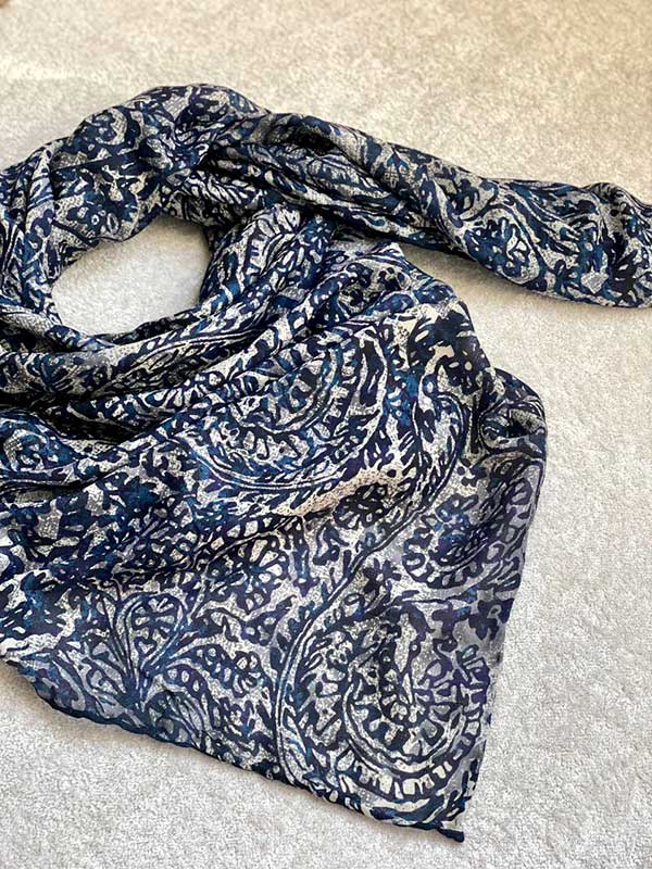 روسری گارزا سری انتخابی کد r110 (عمده)
