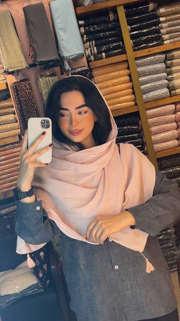 شال پلیسه پاییزه بسته13رنگی کد ps37 (عمده)
