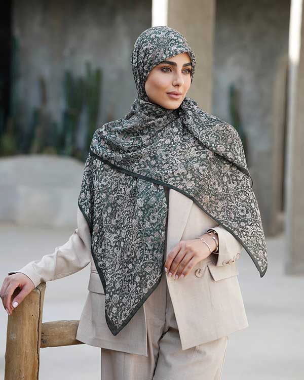 روسری گارزا بسته10رنگی کد r116 (عمده)
