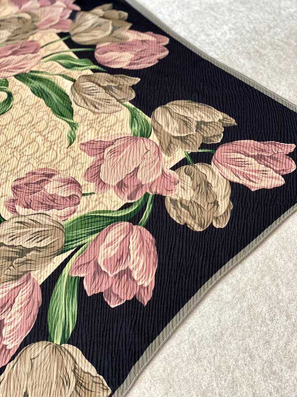 روسری پلیسه پاییزه بسته6رنگی کد r118 (عمده)
