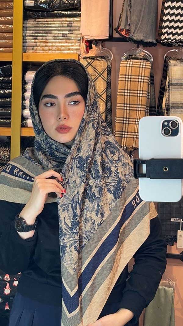 روسری پلیسه پاییزه بسته6رنگی کد r121 (عمده)
