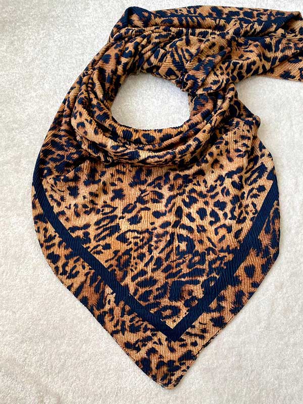 روسری پلنگی
