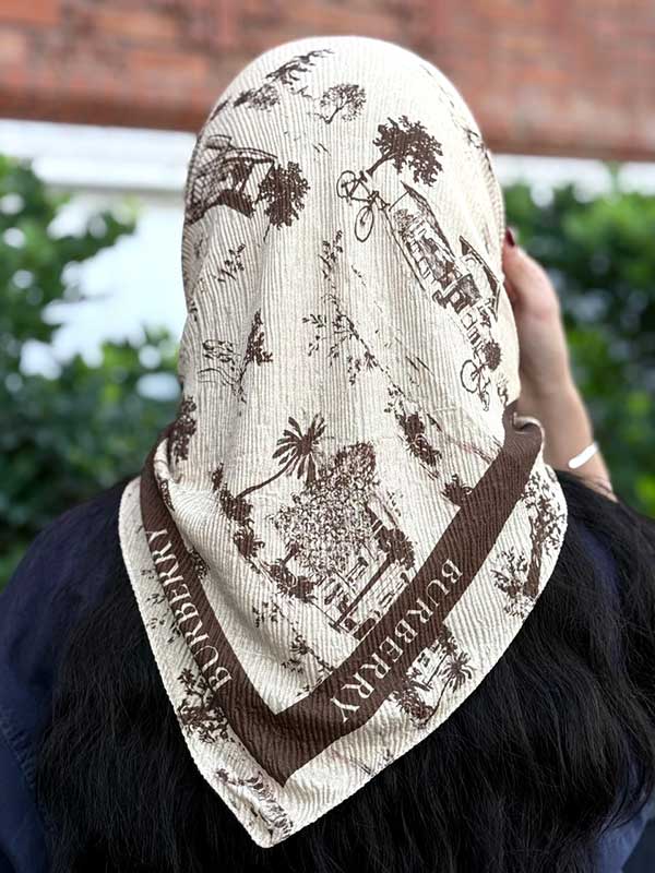 روسری پلیسه بسته2رنگی کد r124 (عمده)
