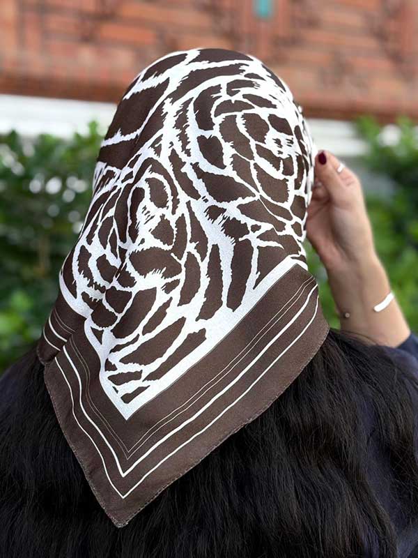 🤎خرید مینی اسکارف پک قهوه‌ای طرح‌دار بسته ۱۰ عددی | فروش عمده مینی اسکارف باکیفیت
