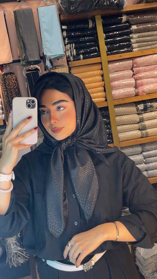 روسری مشکی مجلسی
