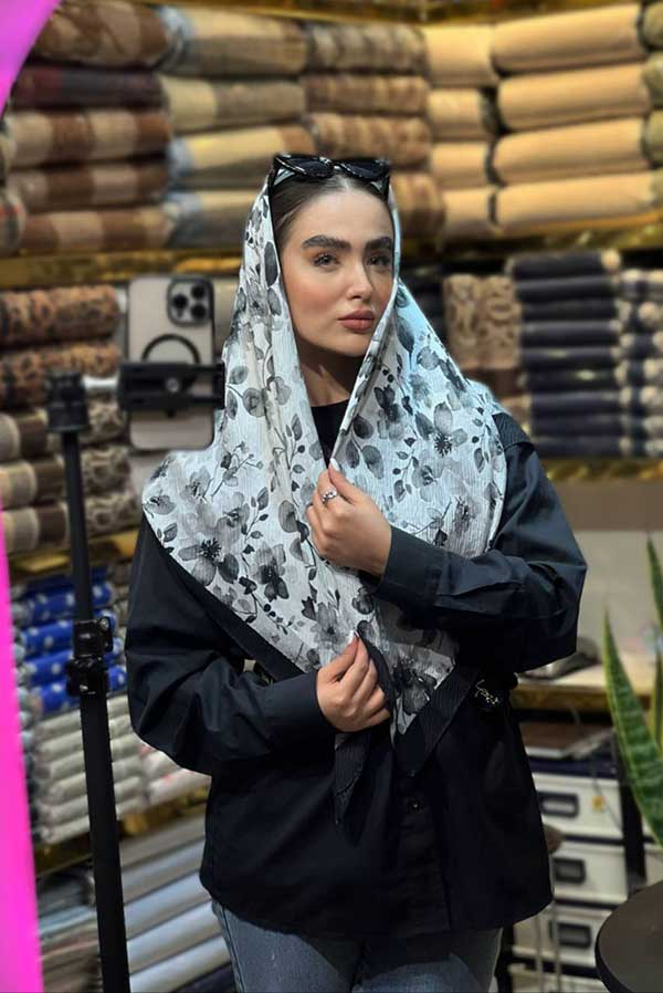 روسری پلیسه
