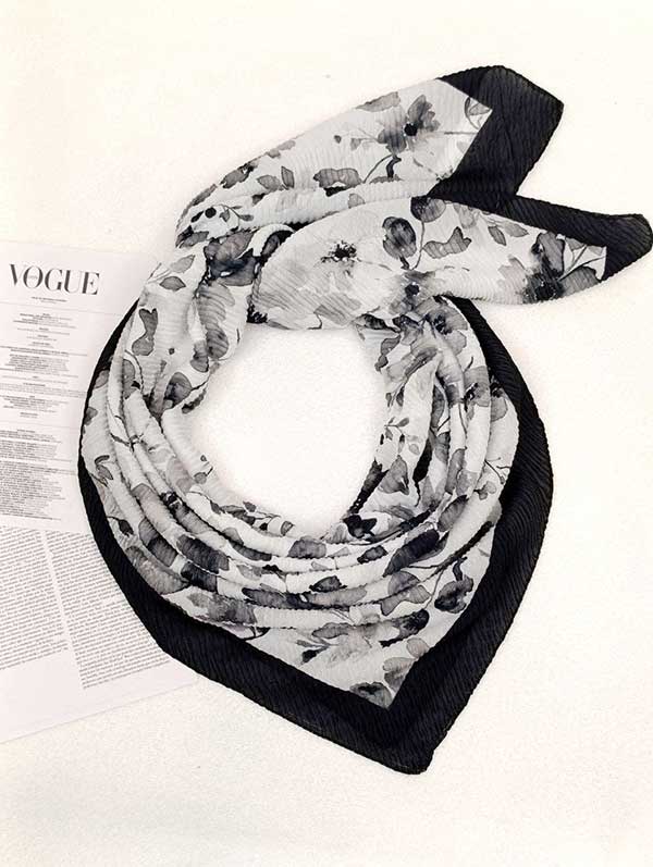 روسری پلیسه
