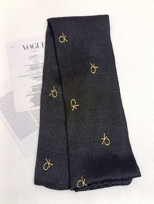 شال پلیسه گلدوزی
