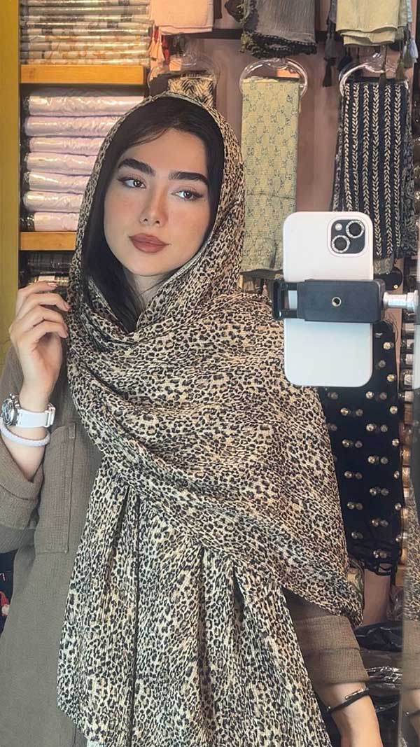 شال پلیسه پلنگی
