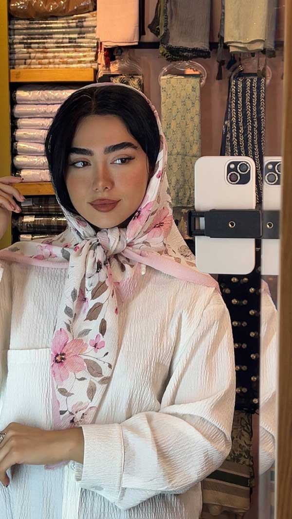 روسری پلیسه صورتی
