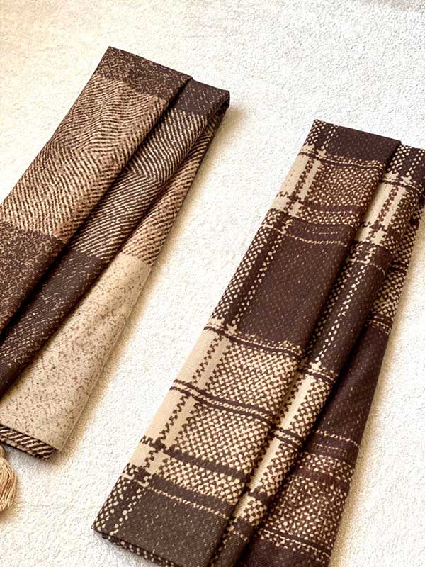 شال جیر پک قهوه ای طرح بیگ اسکارف
