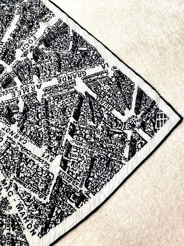 روسری پلیسه پک سفیدمشکی بسته3طرحی کد r137 (عمده)
