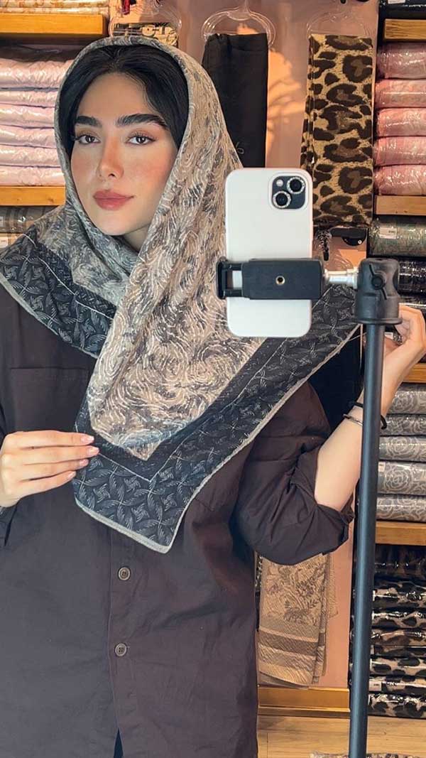 خرید عمده روسری چاپ خیس | قیمت همکاری
