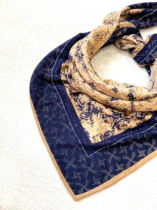 خرید عمده روسری چاپ خیس | قیمت همکاری
