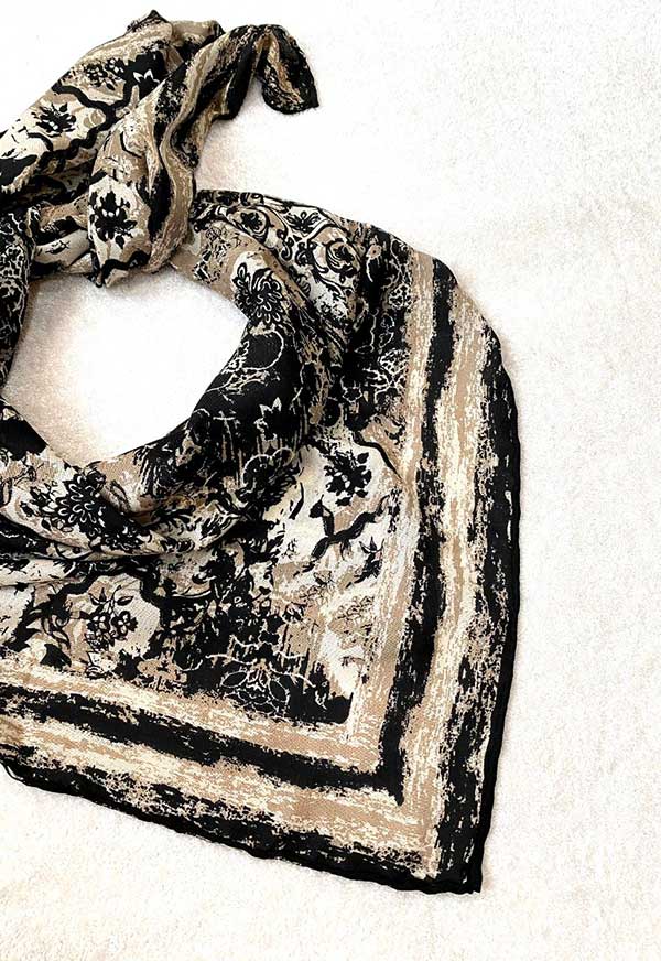 روسری چاپ خیس بسته6رنگی کد r147 (عمده)
