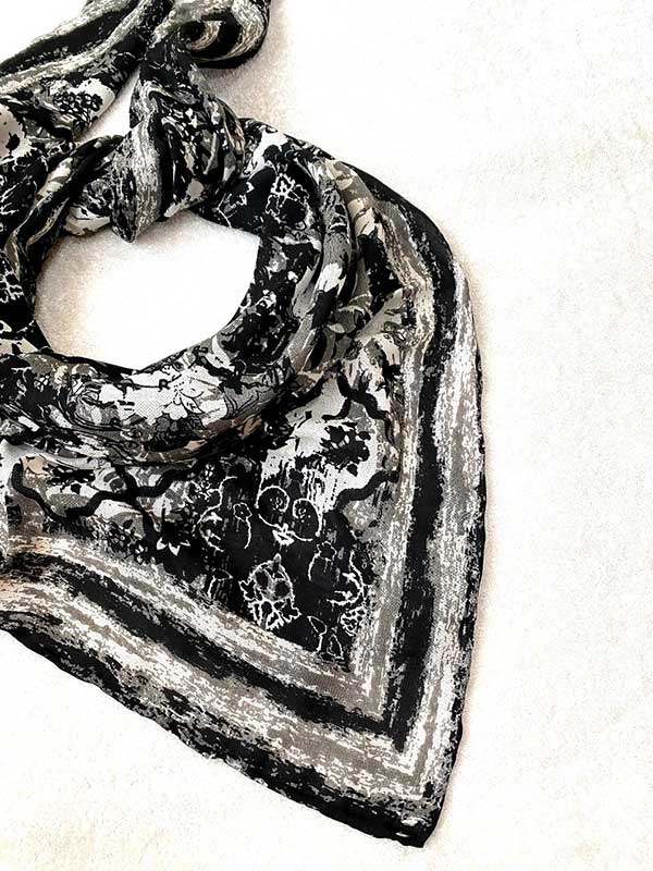 روسری چاپ خیس بسته6رنگی کد r147 (عمده)
